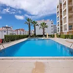 Algarve House Διαμέρισμα Αλμπουφέιρα